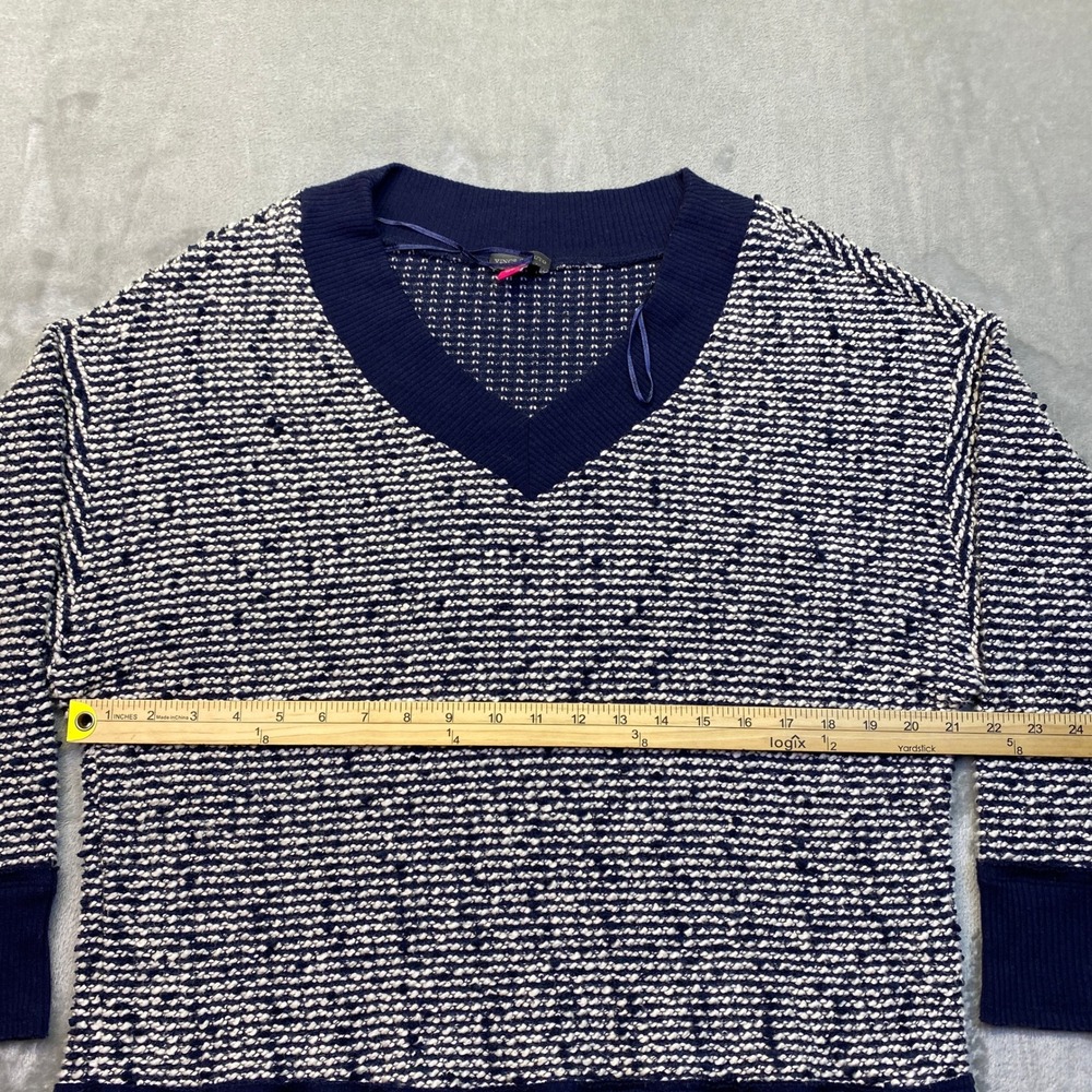 Vince Camuto Mens Navy White Textured V-Neck Knit Sweater Large Grunge Retro - Picture 3 of 8